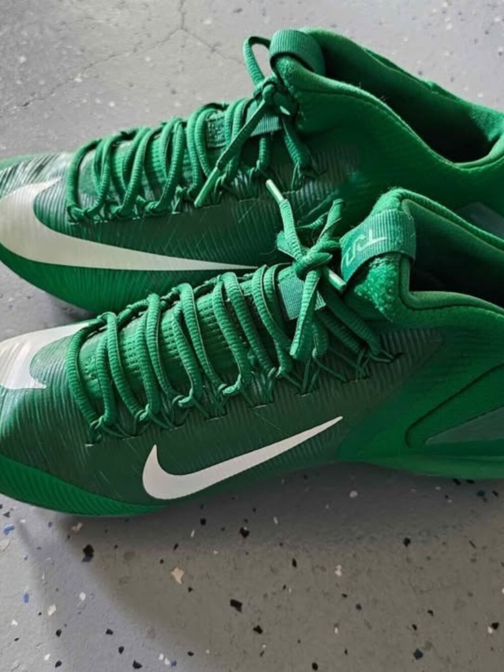 Nike Mike Trout 27 Baseball Cleats Size 14 Green and White Color